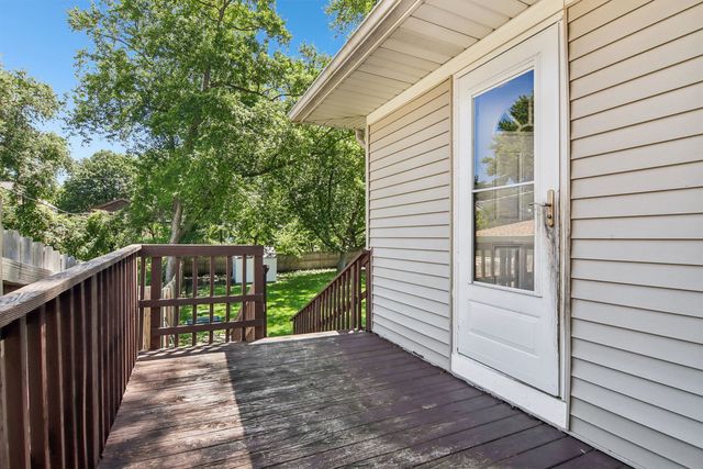 151 S Ashland Avenue, Palatine, IL 60074