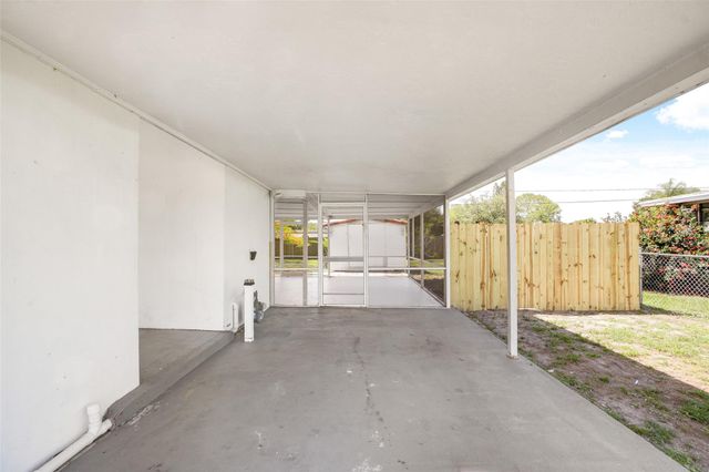 140 SE Serenata Court, Port St Lucie, FL 34983