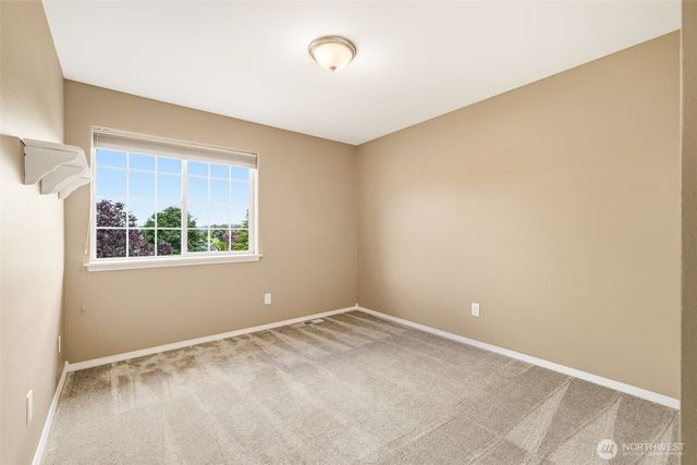 26826 118th Court SE, Kent, WA 98030