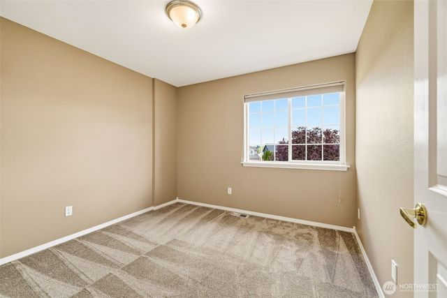 26826 118th Court SE, Kent, WA 98030