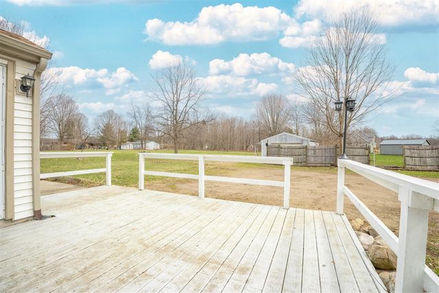 10121 S Sprinkle Road, Vicksburg, MI 49097