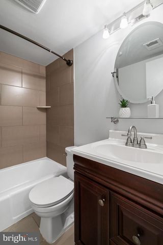 7105 GALGATE DR, Springfield, VA 22152