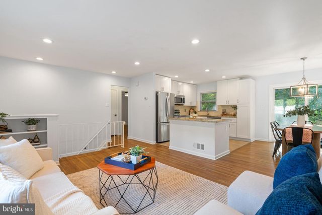 7105 GALGATE DR, Springfield, VA 22152