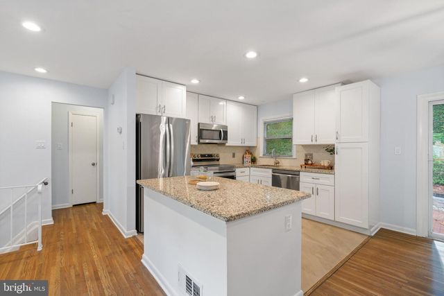 7105 GALGATE DR, Springfield, VA 22152