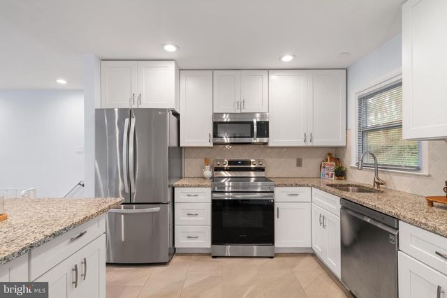 7105 GALGATE DR, Springfield, VA 22152