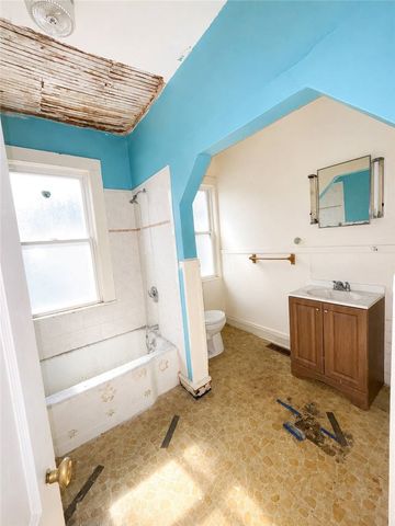 1421 Burnet Avenue, Syracuse, NY 13206