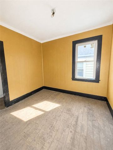 1421 Burnet Avenue, Syracuse, NY 13206