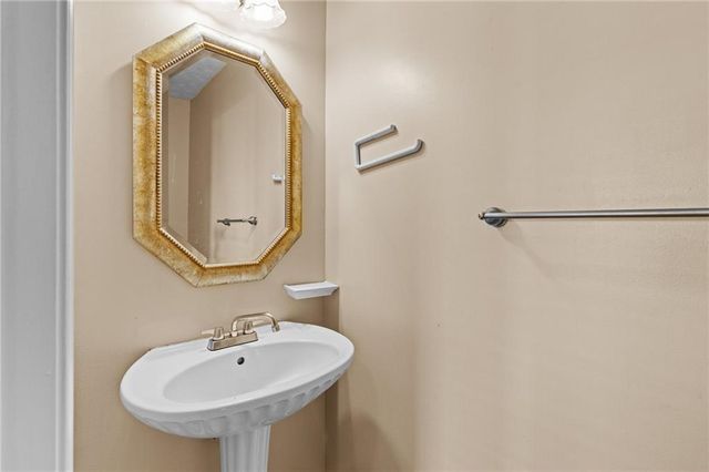 2760 Rusticwood Drive, Snellville, GA 30078