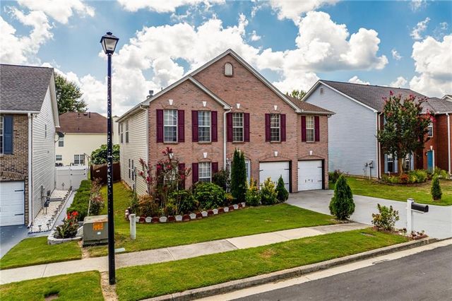 2760 Rusticwood Drive, Snellville, GA 30078