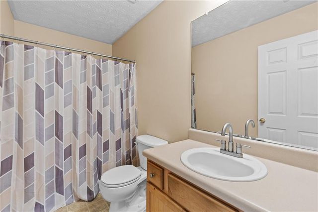 2760 Rusticwood Drive, Snellville, GA 30078