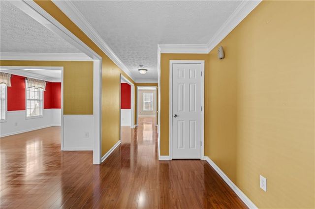 2760 Rusticwood Drive, Snellville, GA 30078