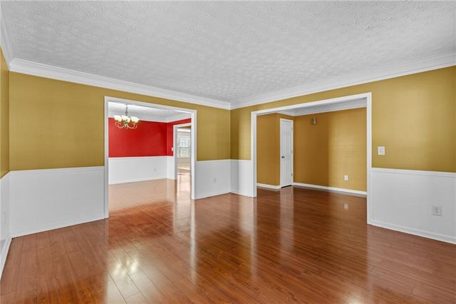 2760 Rusticwood Drive, Snellville, GA 30078