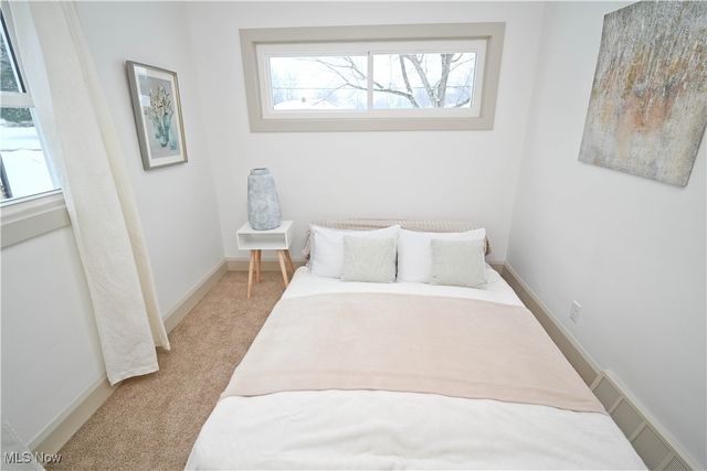 325 S Inglewood Avenue, Austintown, OH 44515