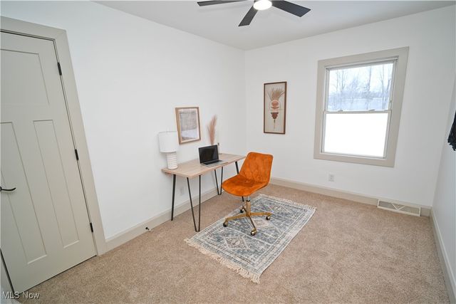 325 S Inglewood Avenue, Austintown, OH 44515