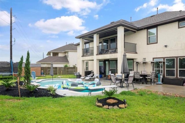 8903 Cypress Shrub Trl, Richmond, TX 77407