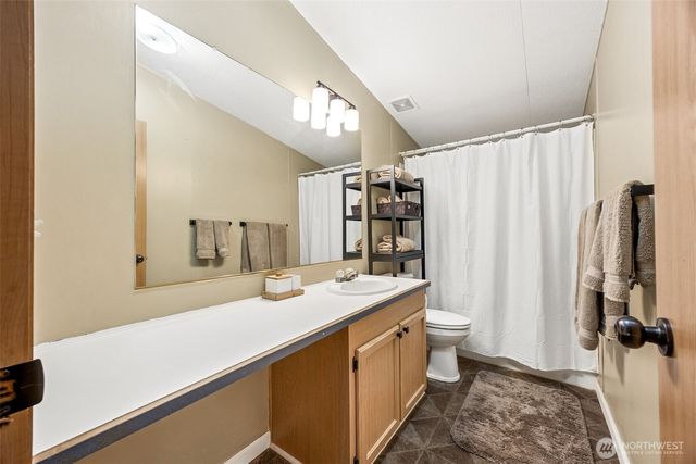 10 N Duckabush Drive W, Hoodsport, WA 98548