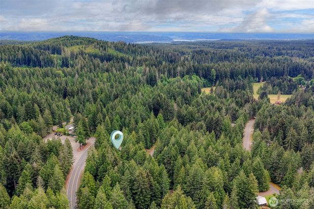 10 N Duckabush Drive W, Hoodsport, WA 98548