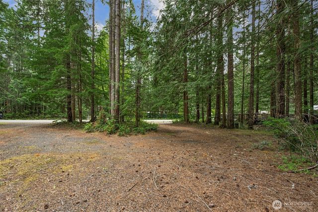 10 N Duckabush Drive W, Hoodsport, WA 98548