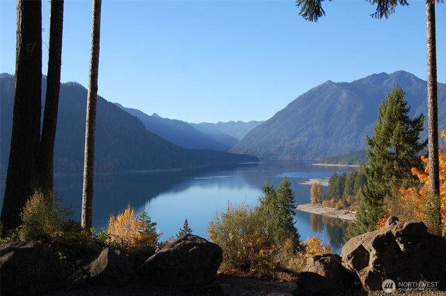 10 N Duckabush Drive W, Hoodsport, WA 98548