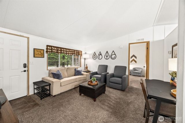 10 N Duckabush Drive W, Hoodsport, WA 98548