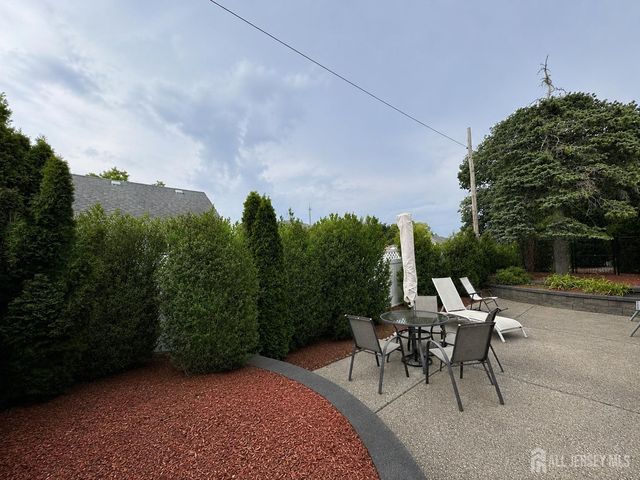 41 Harrison Street, Sayreville, NJ 08872