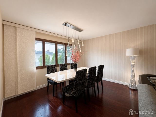 41 Harrison Street, Sayreville, NJ 08872