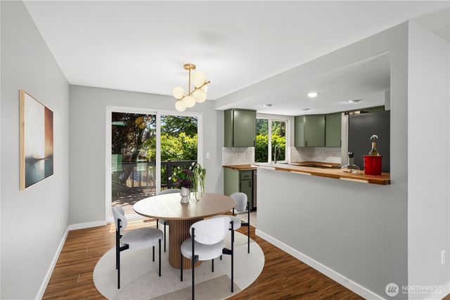9437 NE 126th Place, Kirkland, WA 98034