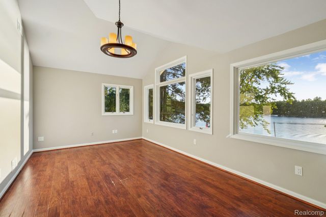 4123 Windiate Park Drive, Waterford Charter Township, MI 48329