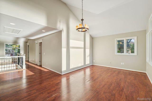 4123 Windiate Park Drive, Waterford Charter Township, MI 48329