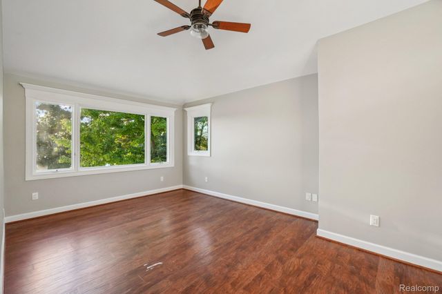 4123 Windiate Park Drive, Waterford Charter Township, MI 48329