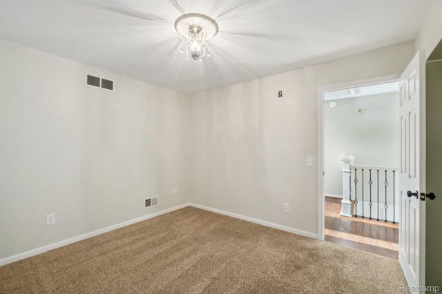 4123 Windiate Park Drive, Waterford Charter Township, MI 48329