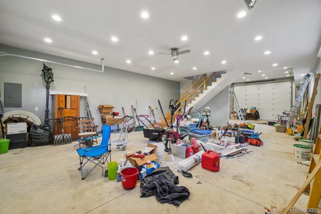 4123 Windiate Park Drive, Waterford Charter Township, MI 48329