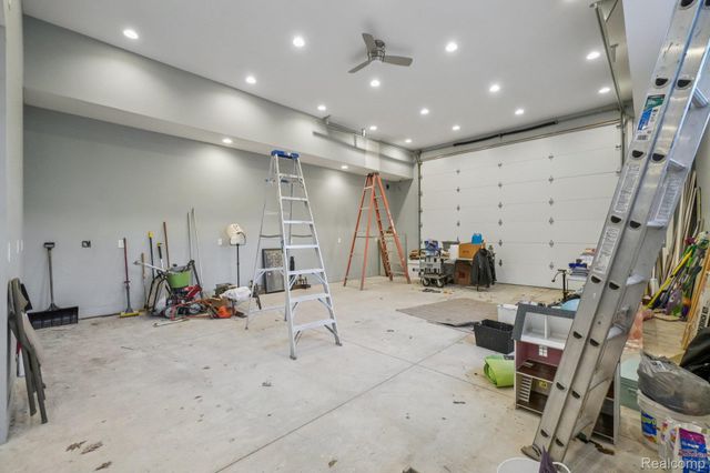 4123 Windiate Park Drive, Waterford Charter Township, MI 48329