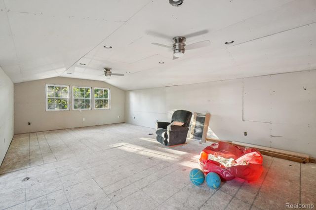 4123 Windiate Park Drive, Waterford Charter Township, MI 48329