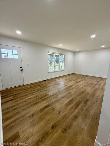 7104 Willard Road, Millington, MI 48746