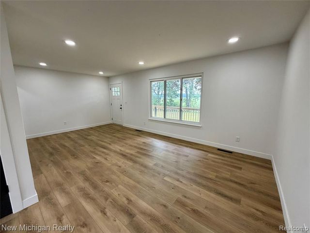 7104 Willard Road, Millington, MI 48746