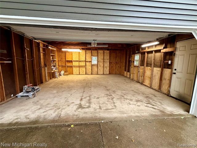 7104 Willard Road, Millington, MI 48746