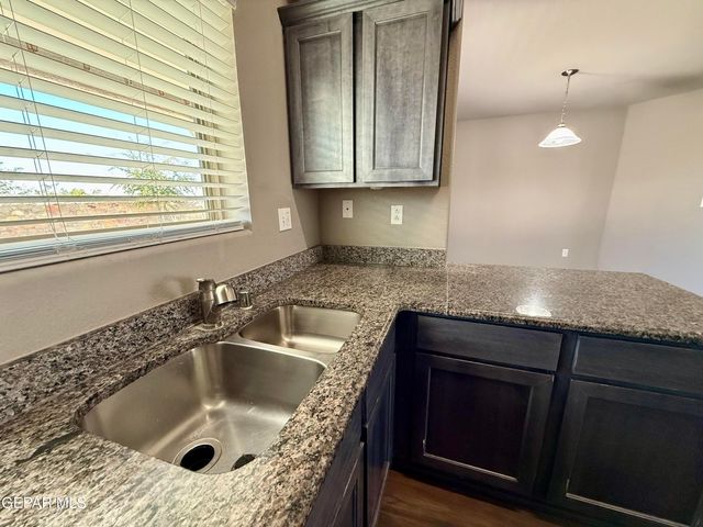 11257 Cielo Mar Drive, Socorro, TX 79927