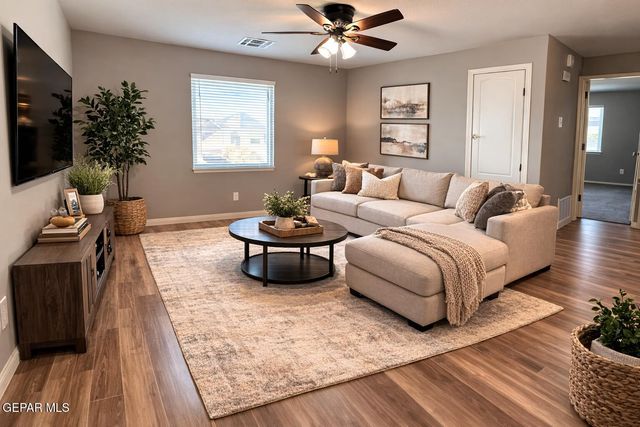 11257 Cielo Mar Drive, Socorro, TX 79927