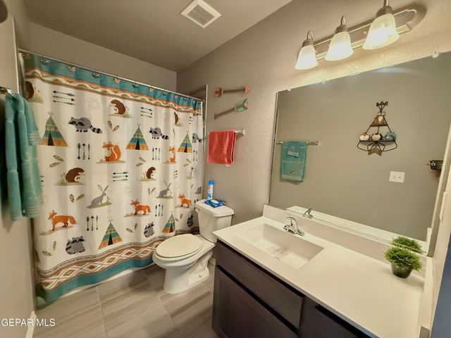 11257 Cielo Mar Drive, Socorro, TX 79927