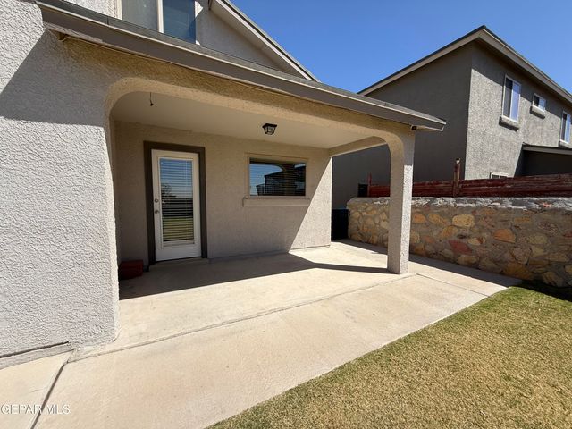 11257 Cielo Mar Drive, Socorro, TX 79927