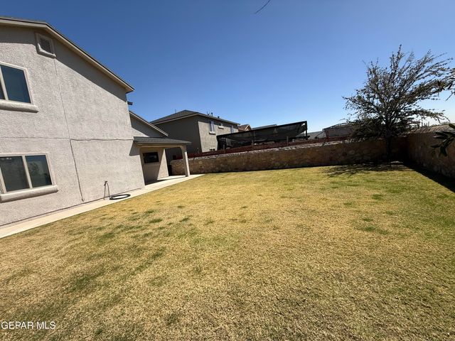 11257 Cielo Mar Drive, Socorro, TX 79927