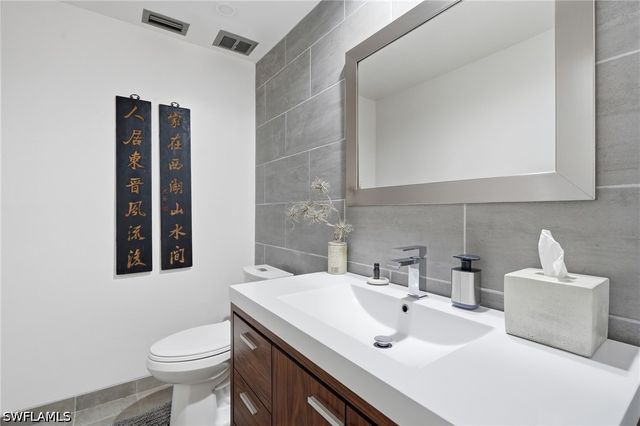 799 S Barfield DR, Marco Island, FL 34145