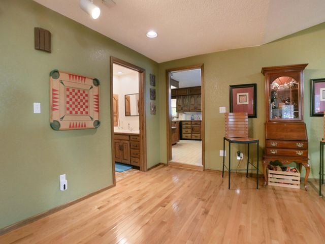 1815 N Grant Parkway, Miami, OK 74354