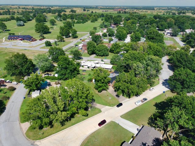 1815 N Grant Parkway, Miami, OK 74354