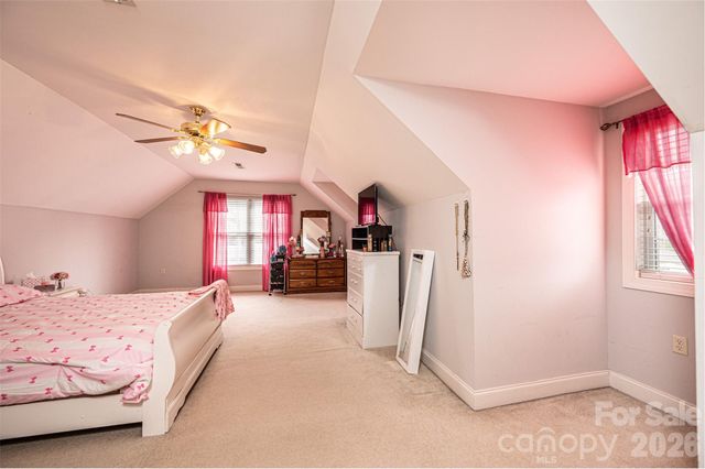 2640 Ironwood Drive, Hickory, NC 28602