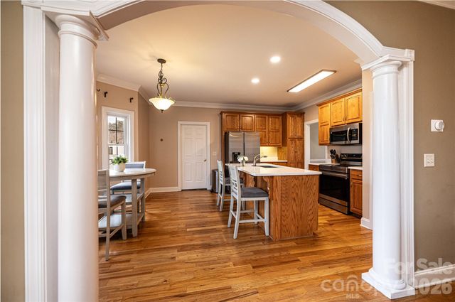 2640 Ironwood Drive, Hickory, NC 28602