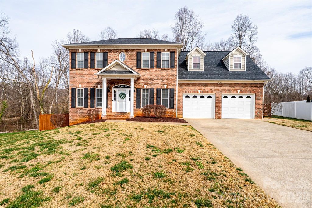2640 Ironwood Drive, Hickory, NC 28602