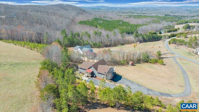 439 GARDNER FARM RD, Appomattox, VA 24522
