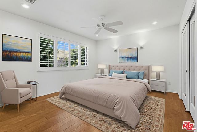 18550 Hatteras Street 45, Tarzana (los Angeles), CA 91356